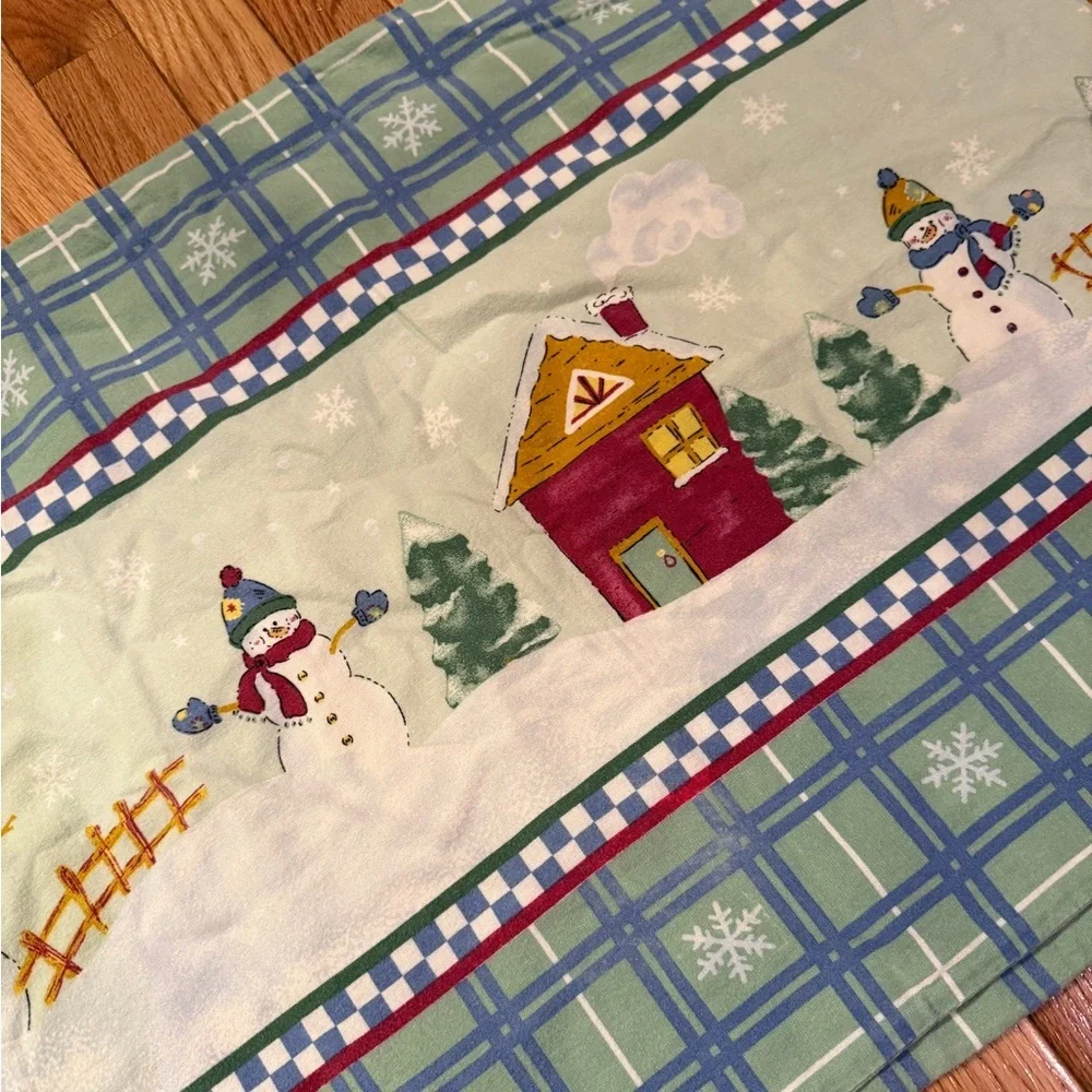 VTG Festive Snowman Holiday Cotton Flannel Winter Cozy Clean Pillowcases